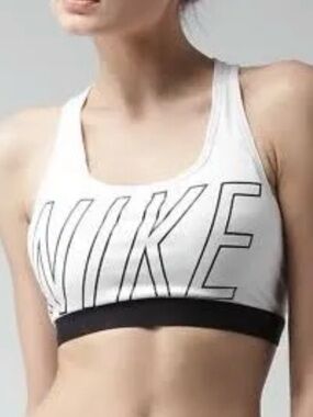 NIKE Dri Fit athletic sports bra size women’s medium